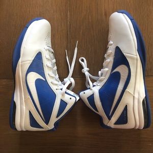 NWOT Nike Basketball Shoes